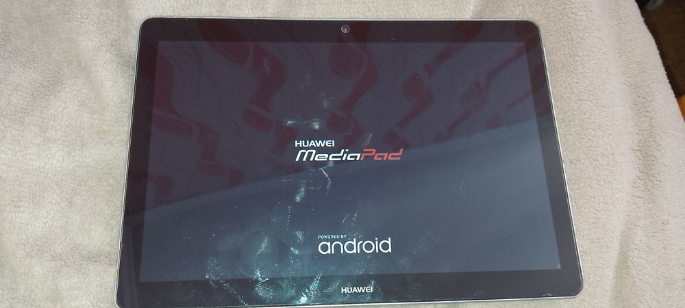 Продам Планшет HUAWEL