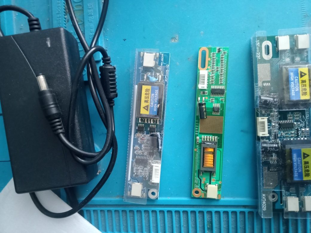 Продам дуже чудовий і класний тестер LCD-матриць.