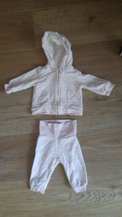 Одяг для дівчинки 3, 6 міс, носки,  костюм, рушник, плаття