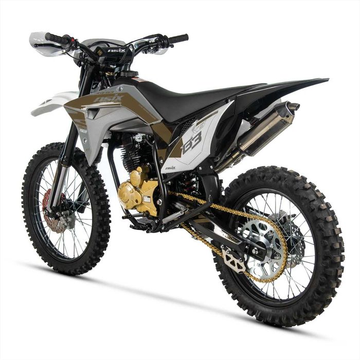 Cross ASIX XB 83 pojemność 250cc