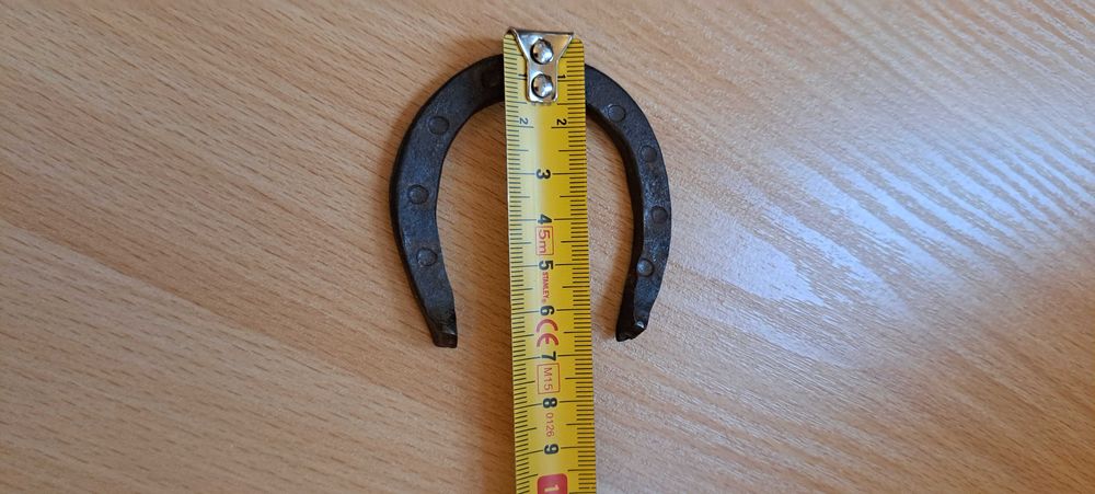 Podkowa, medale i breloczek