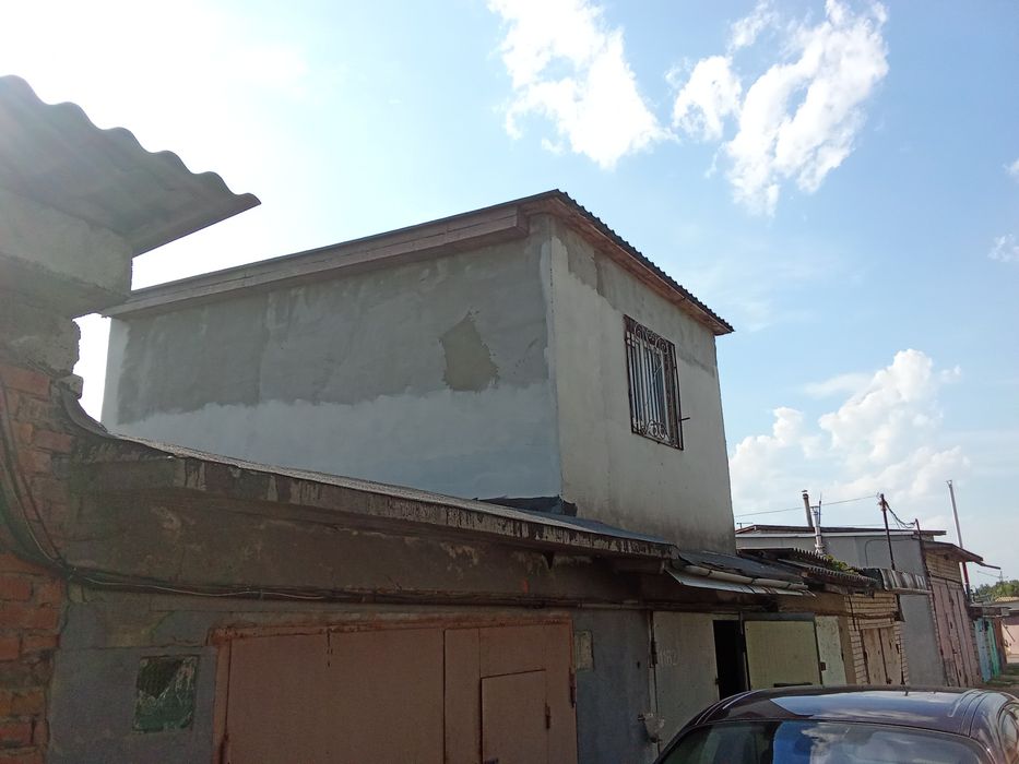 Продам гараж в кооперативі світанок.