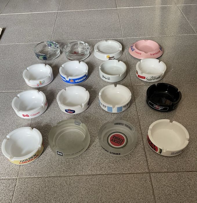 Coleçao de cinzeiros