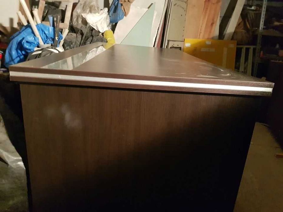 duże biurko stół brązowe do gaminetu prezes szklana wstawka 90 x 180