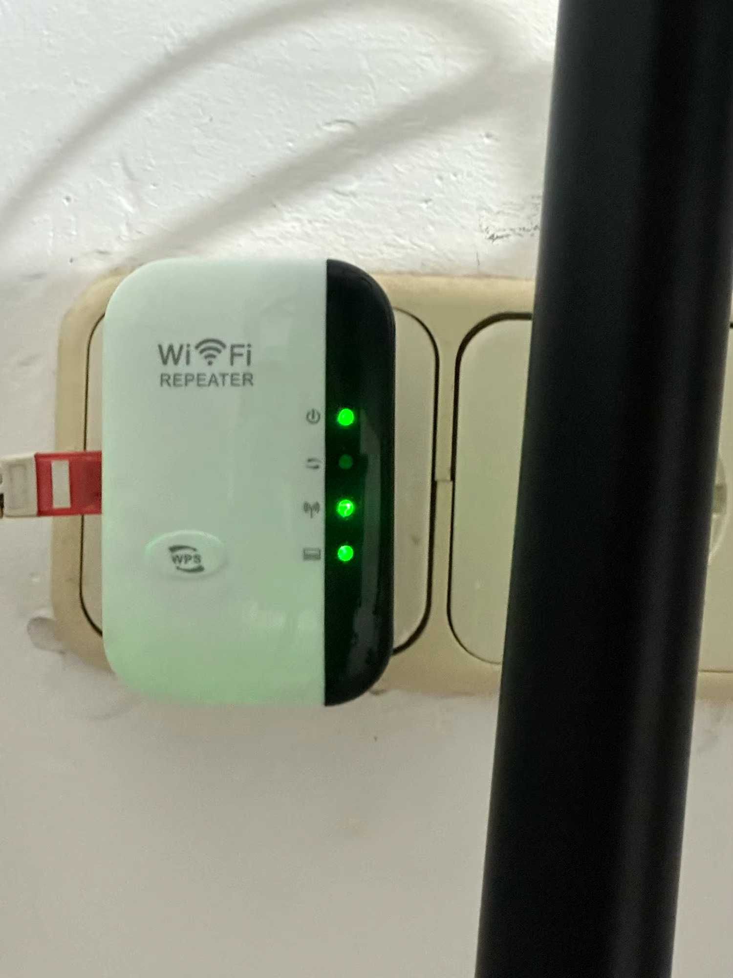 Wi-Fi Репитер усилитель повторитель ретранслятор Repeater 300 мБит/с