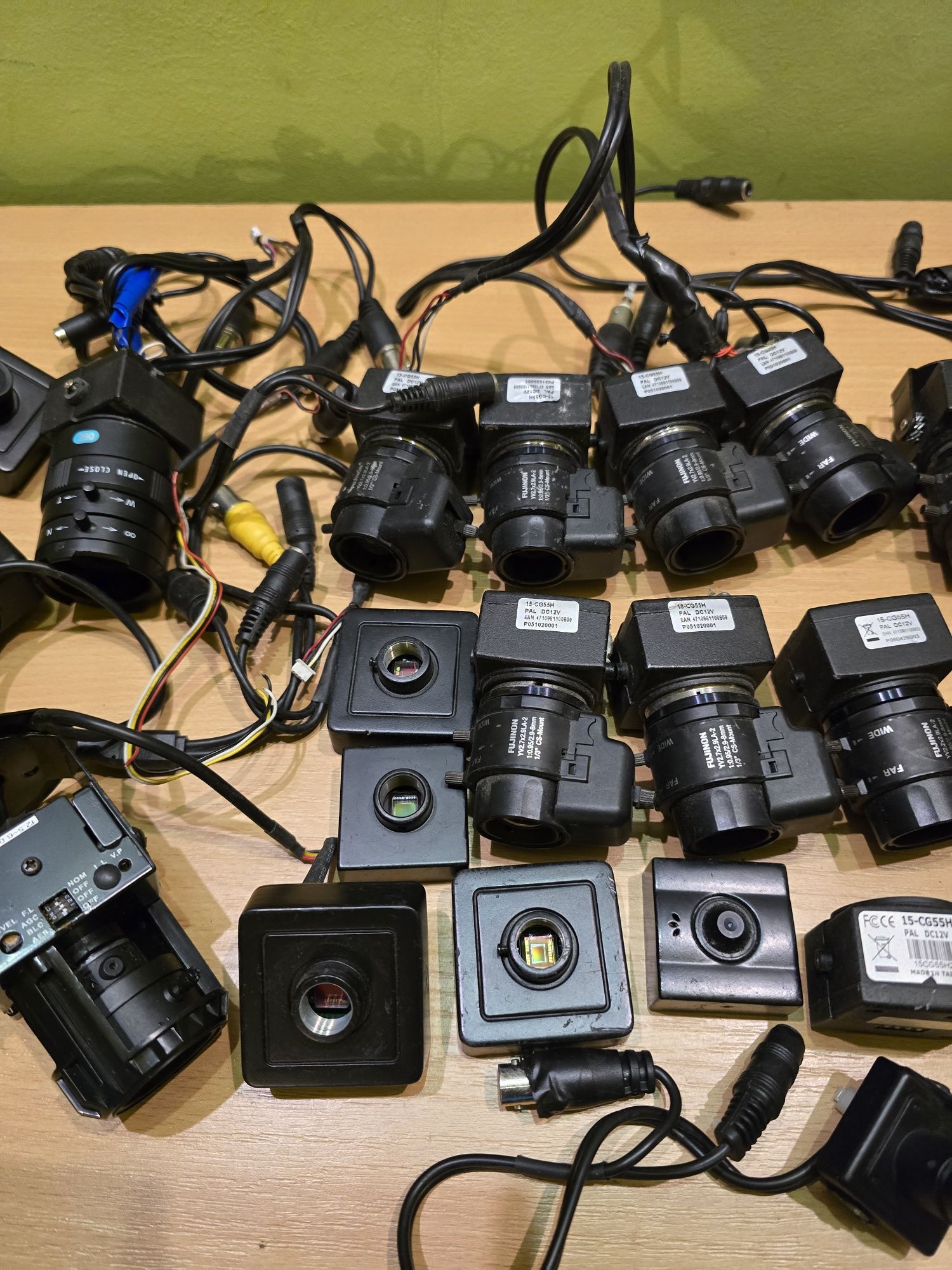 Kamery analogowe CCTV różne Kamery I obiektywy  MIX