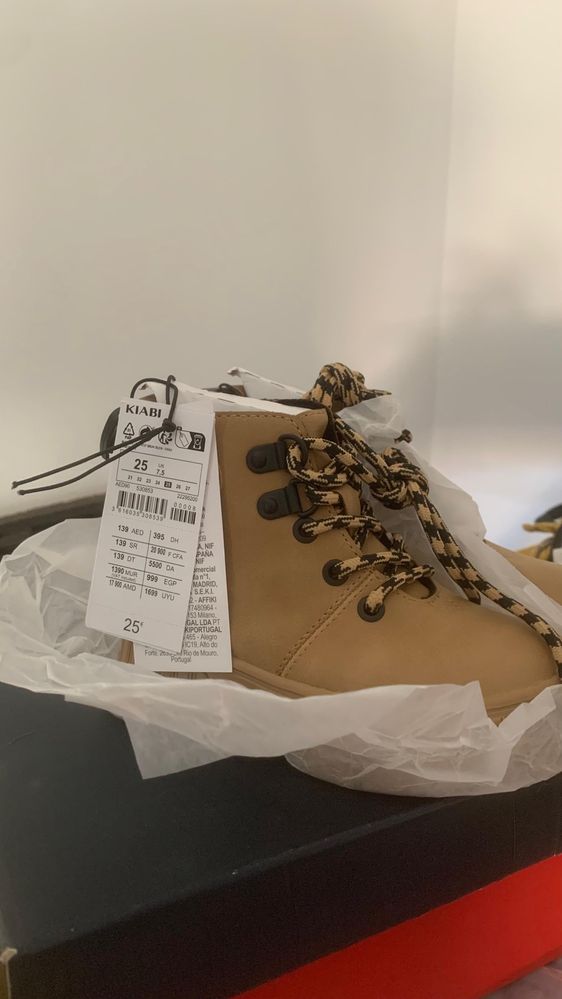 Botas Kiabi novas