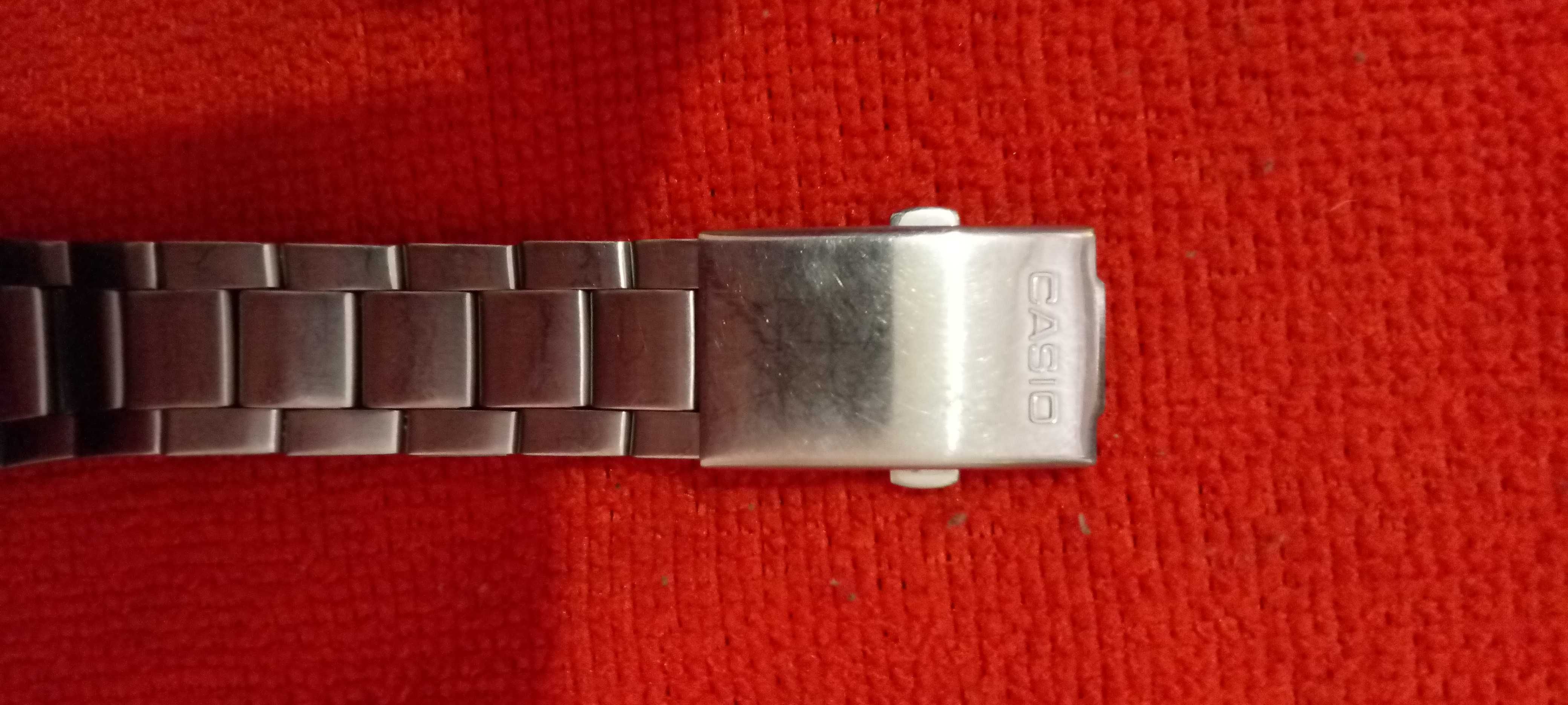 Часы Casio ae 1000 w оригинал, с ремешком нерж.Оригинал