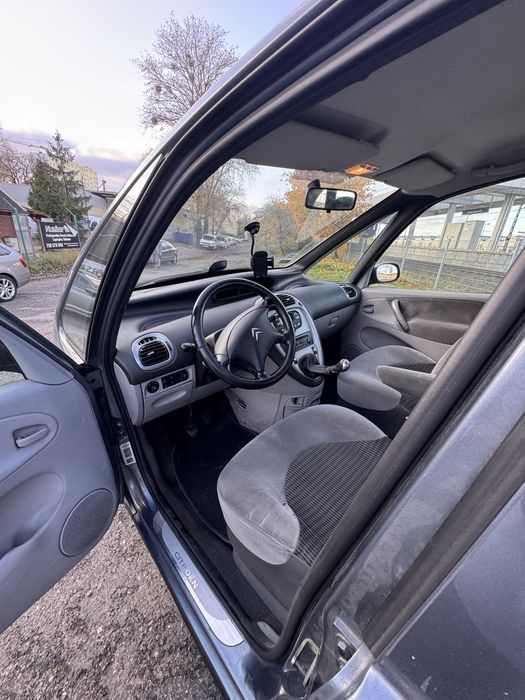 Sprzedam Citroena Xasra Picasso 1.6 z Gazem 2006r Hak Bagaznik dachowy