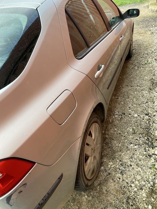 Renault Laguna 2 II 1.8 2001 Expression wazny przeglad OC
