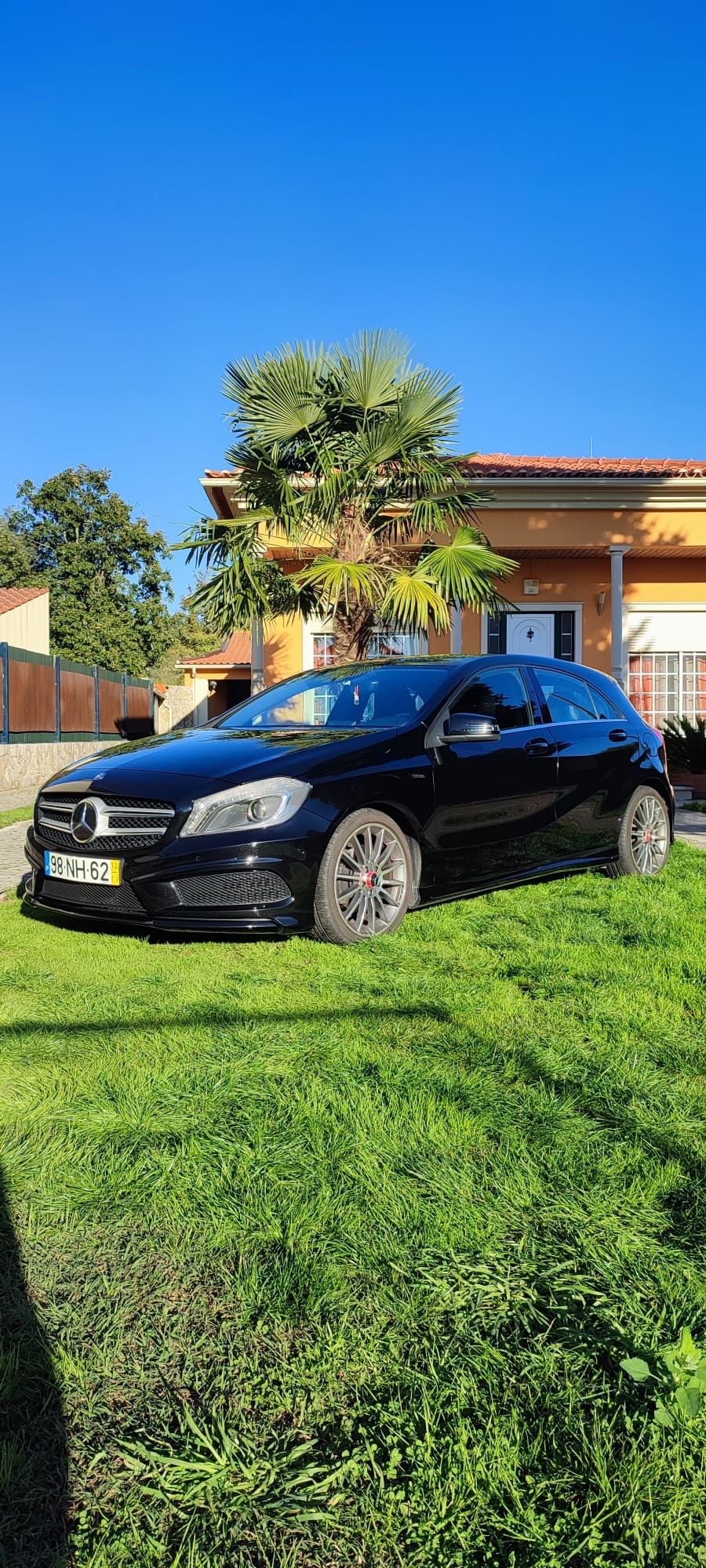 Mercedes A180CDI AMG Line NACIONAL