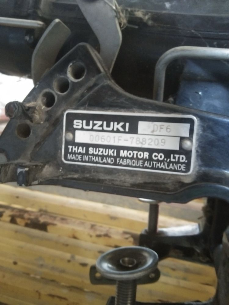 Продам мотор човновий SUZUKI DF 6 2007 рік, 4 такти
