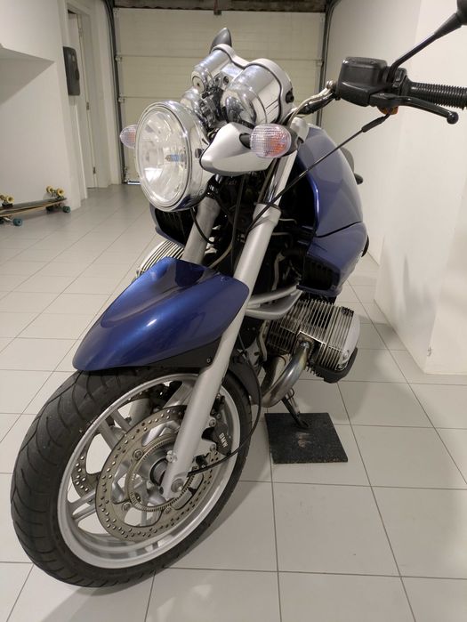 Moto da marca BMW R850R