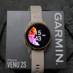 Smartwatch Garmin Venu złoty