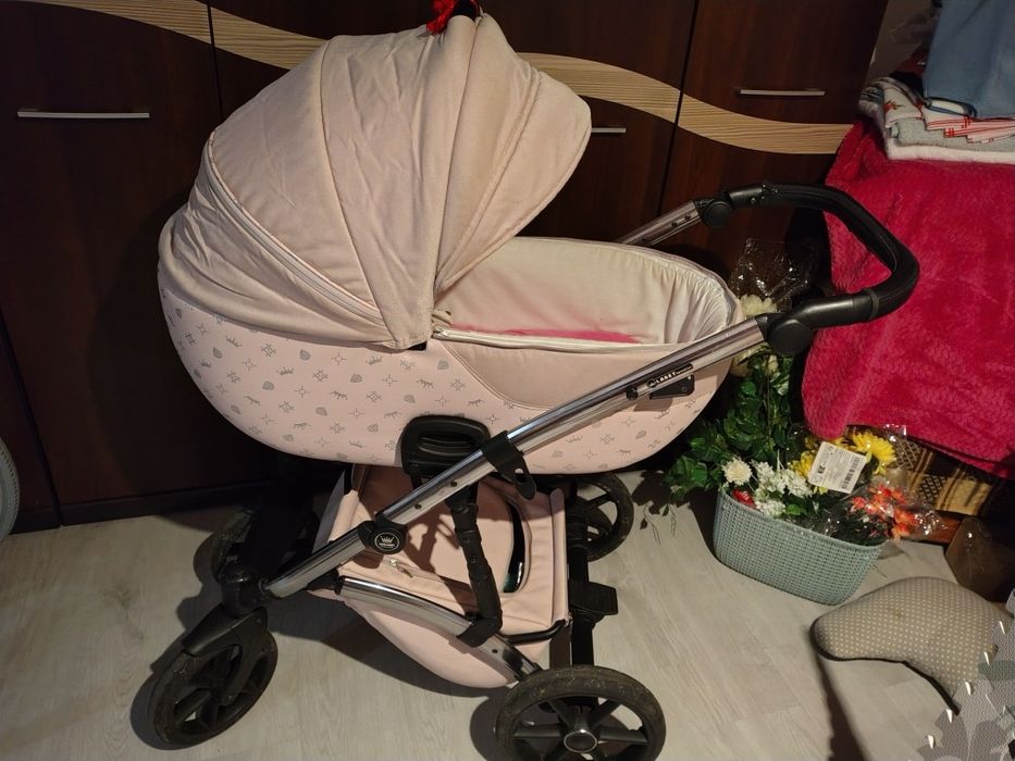 Wózek 3w1 dla dziewczynki