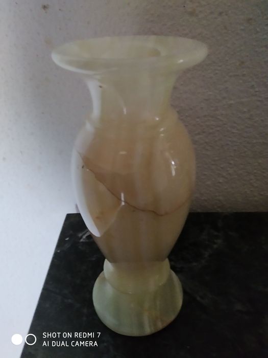 Jarra em alabastro