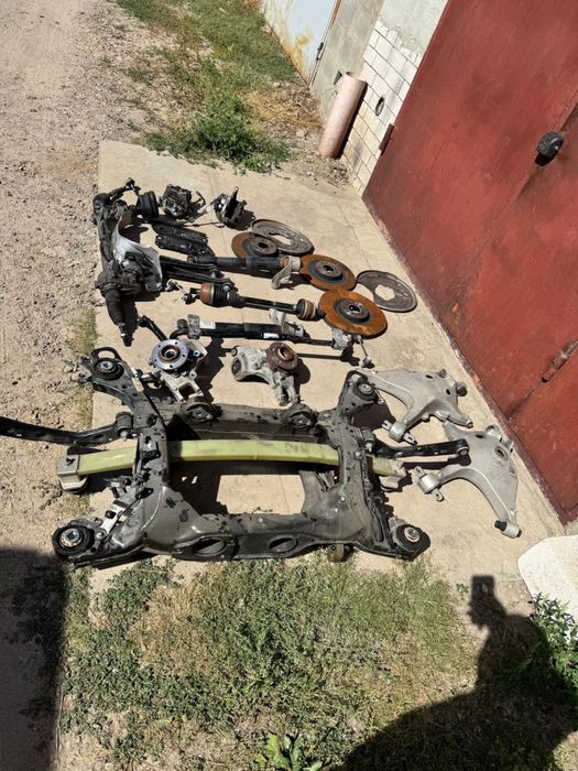 Задній підрамник 32315792 Volvo XC 90 Plugin Hybrid T8 2023 рік