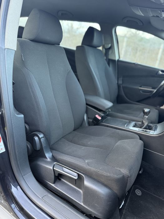 Пасат Б6 1.9TDI нерозмитнений