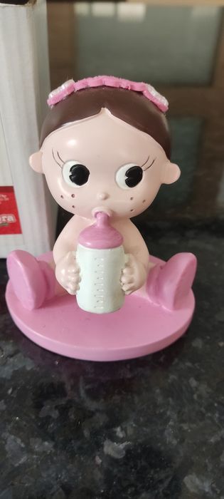 Boneca cerâmica para topo de bolo
