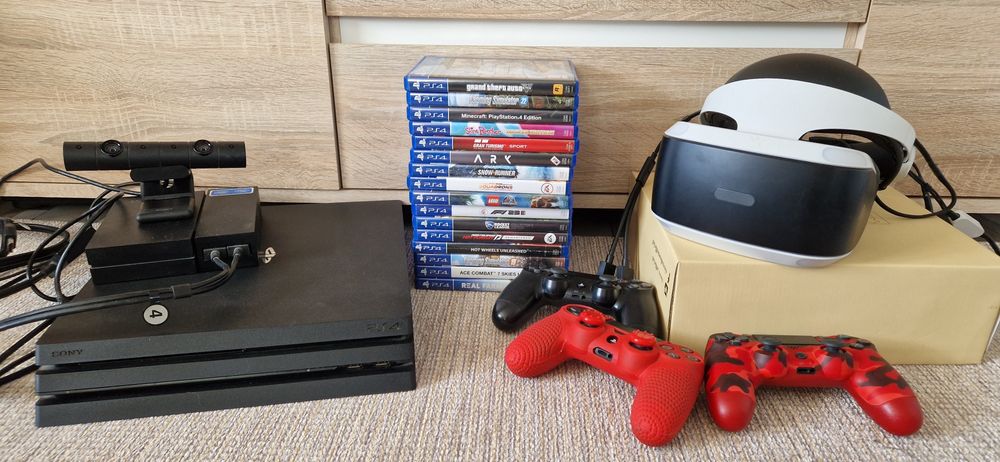PlayStation 4 + okulary vr + zestaw gier