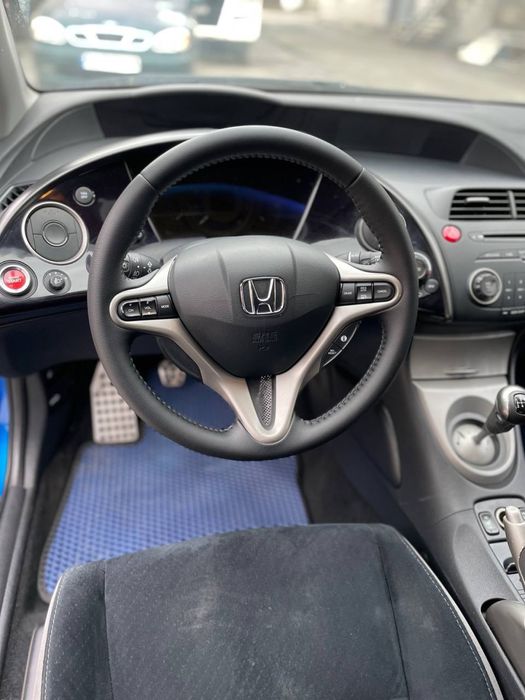 Honda Civic 5d 2006 року