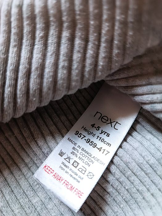 Водолозки, гольфики, кофточки для дівчинки 4-5 років