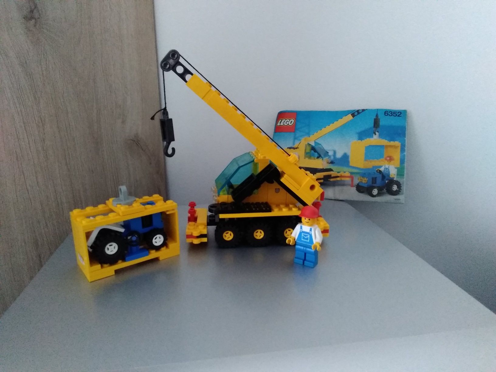 LEGO 6352 Żuraw cargomaster z ciągnikiem 1991r. Dźwig Traktor Vintage.