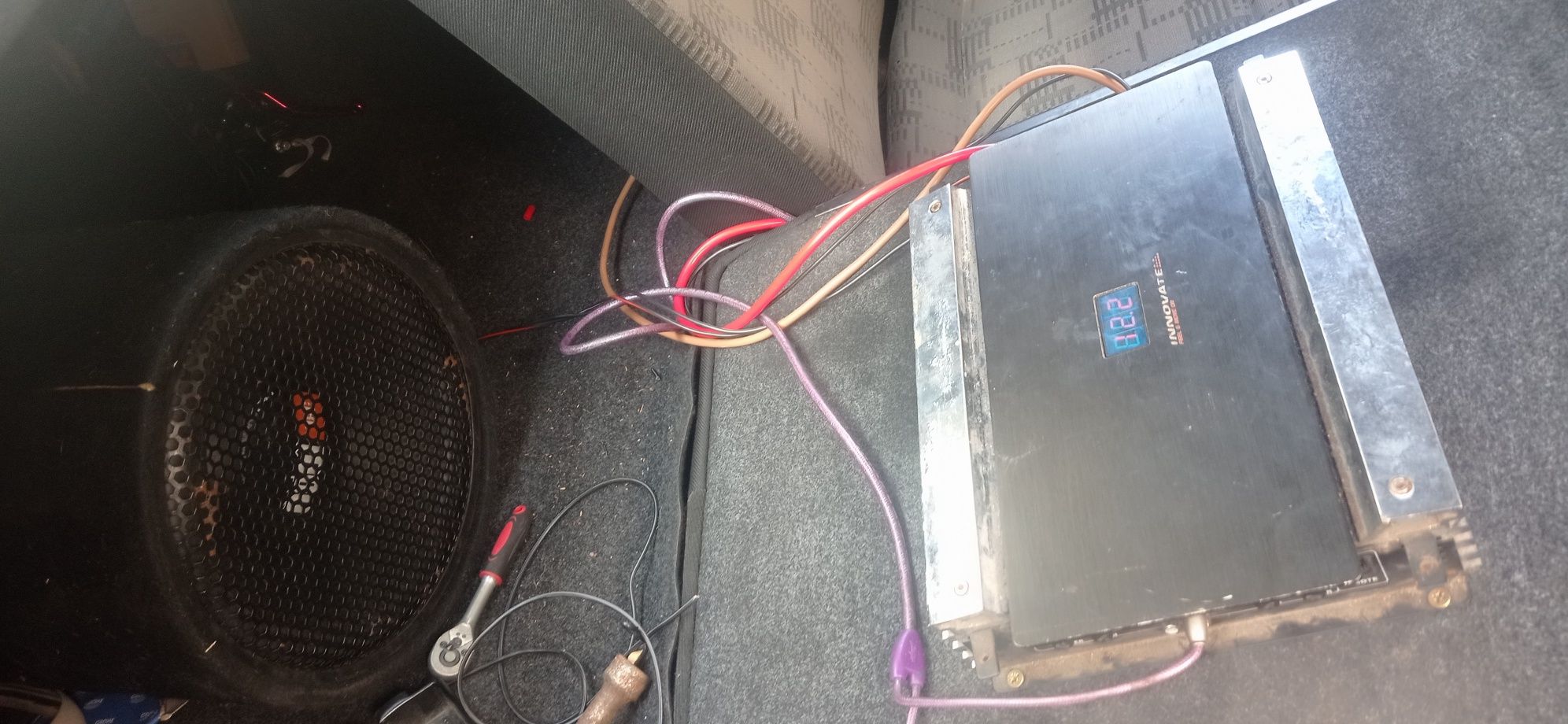 Subwoofer+amplificador