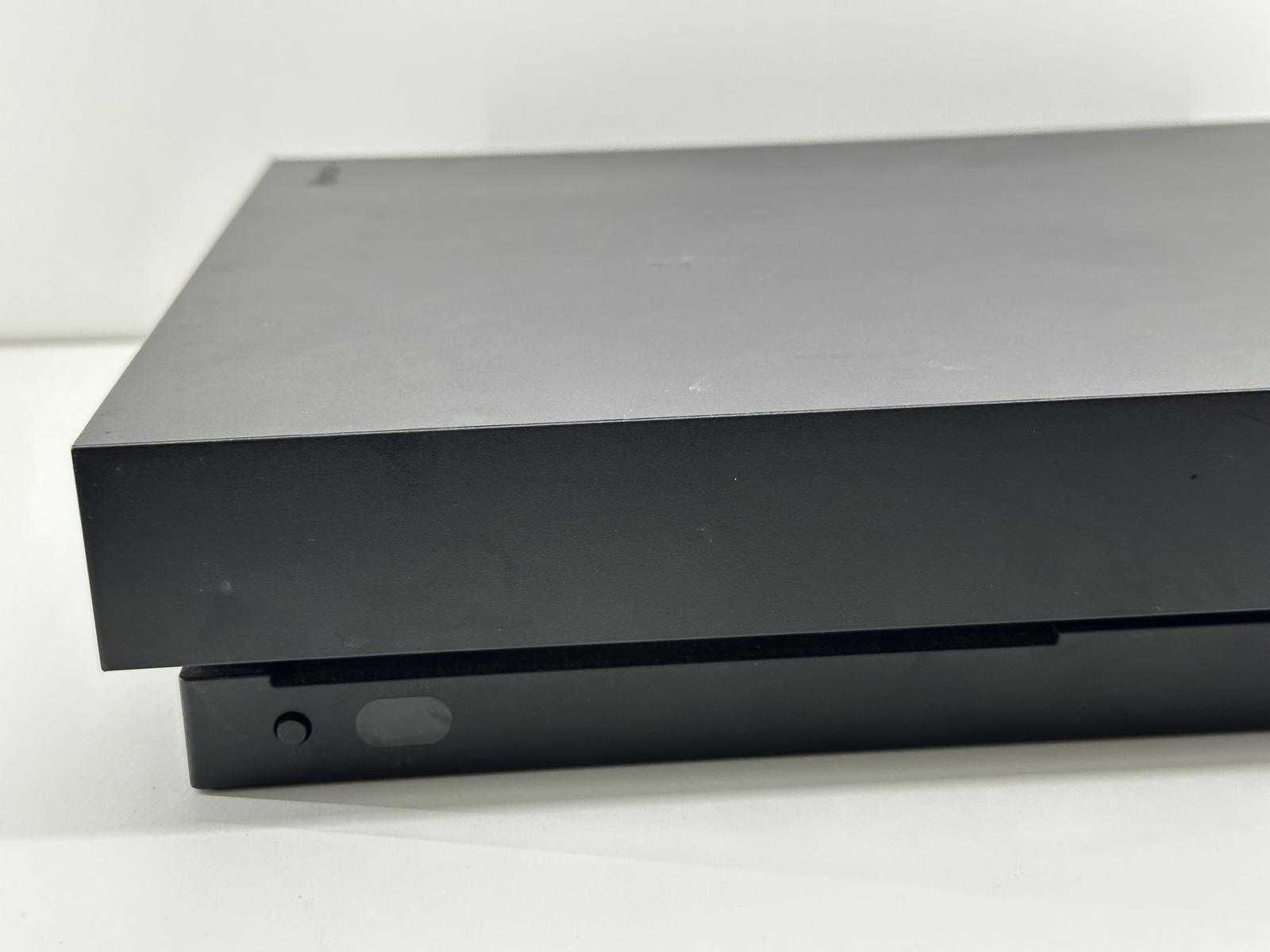Konsola XBOX ONE X 1TB Komplet