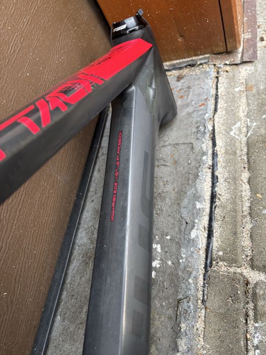 Haibike rama karbon 27,5 m-L