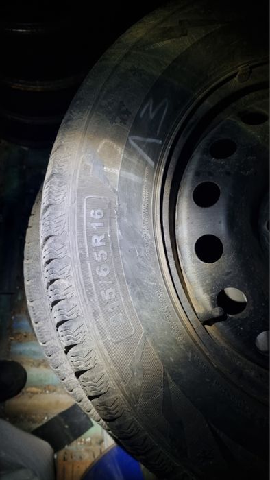 Резина с дисками на Reno