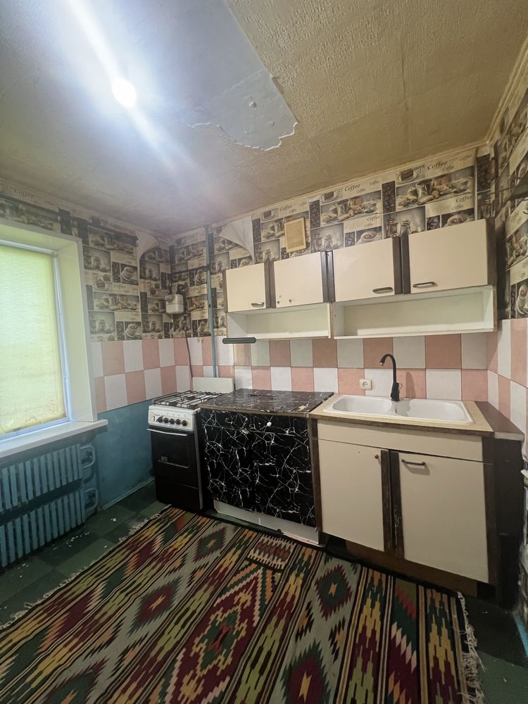 Продам 2 кімнатну квартиру вулиці Сімонова 2