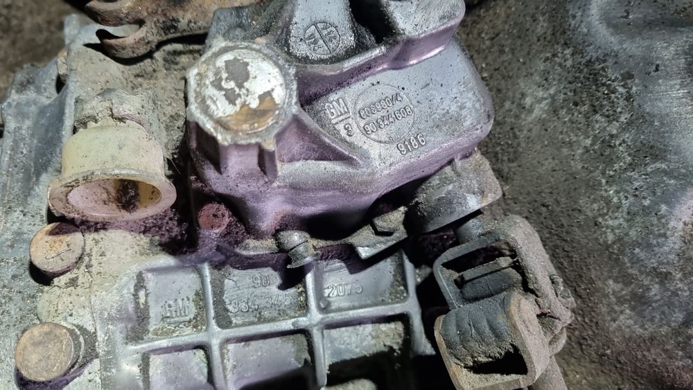 Skrzynia Biegów Opel Astra F F13 1.6 Benzyna 8V Sedan Kombi Półoś