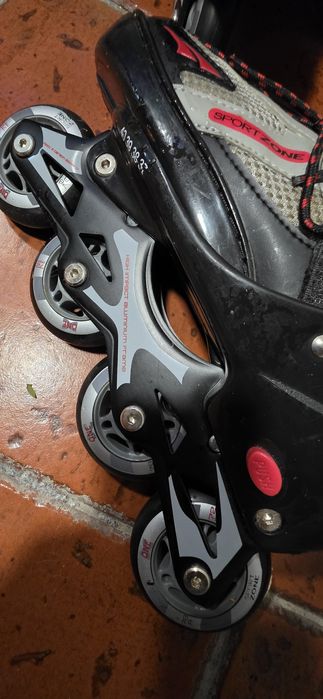 Patins em linha como novos