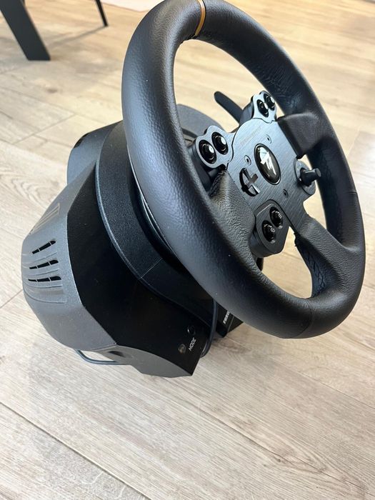 Kierownica Thrustmaster TX Leather Edition + T3PA
