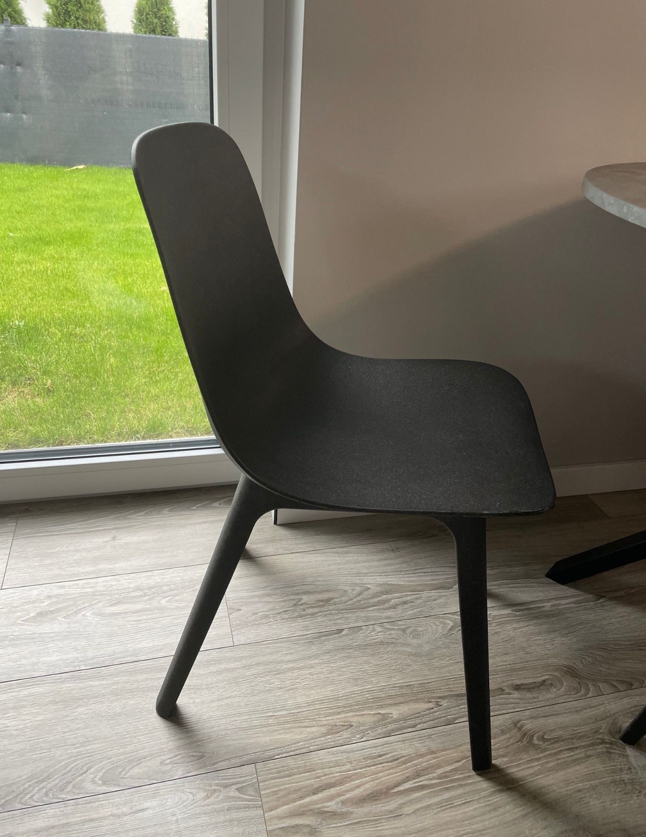 Zestaw stół i trzy krzesła Ikea