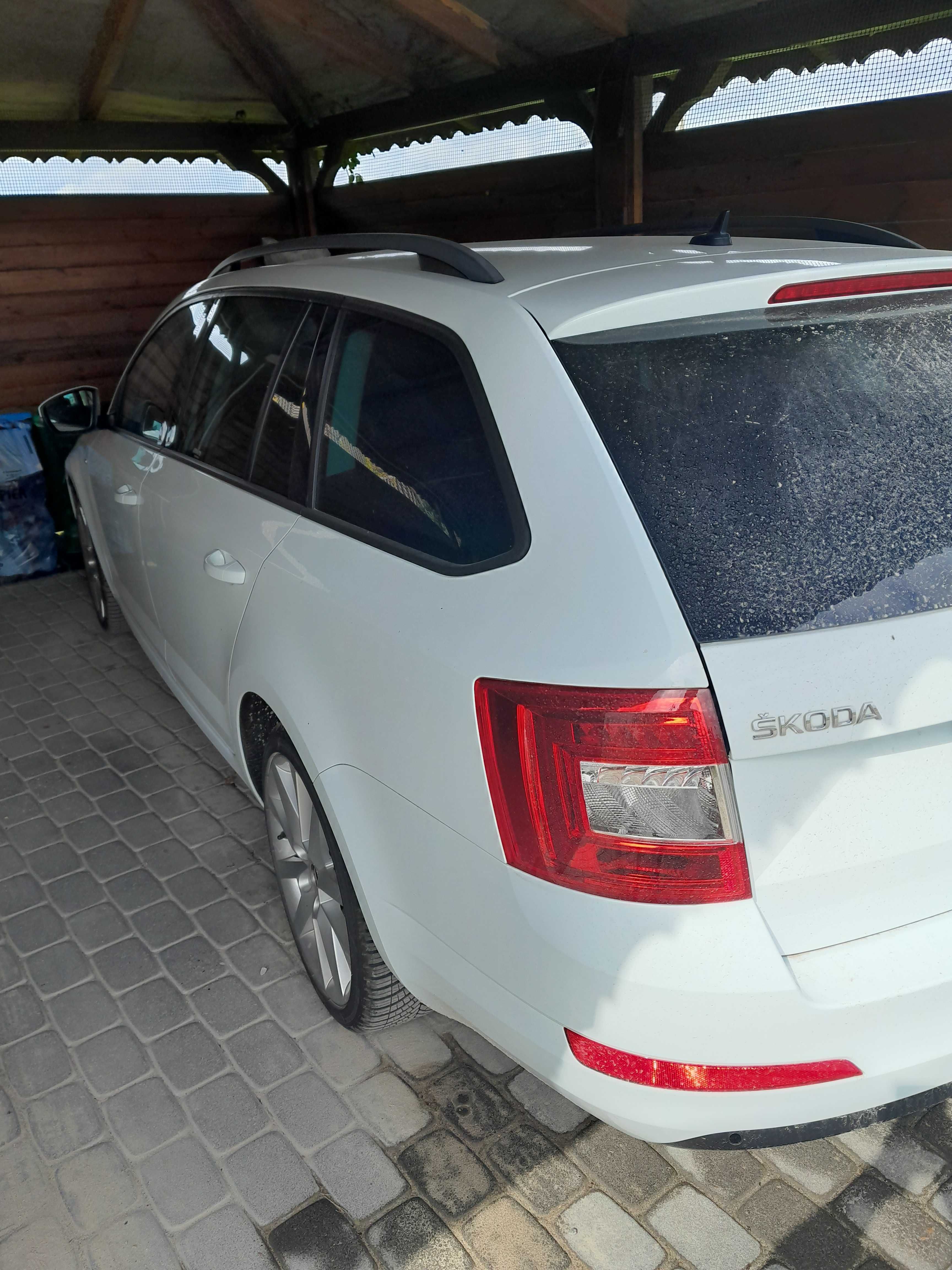 Octavia 3 1.6tdi JOY  SUPER STAN