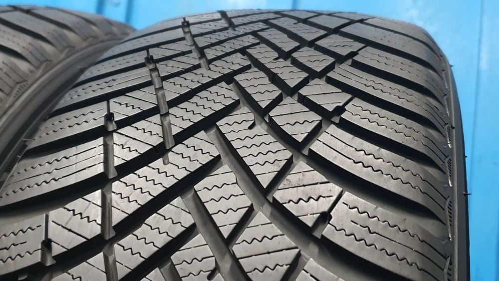 215/55 R17 Sprzedam opony zimowe Hankook ! Rok 2024
