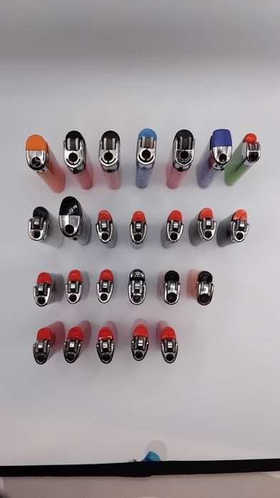 Vendo 25 isqueiros
