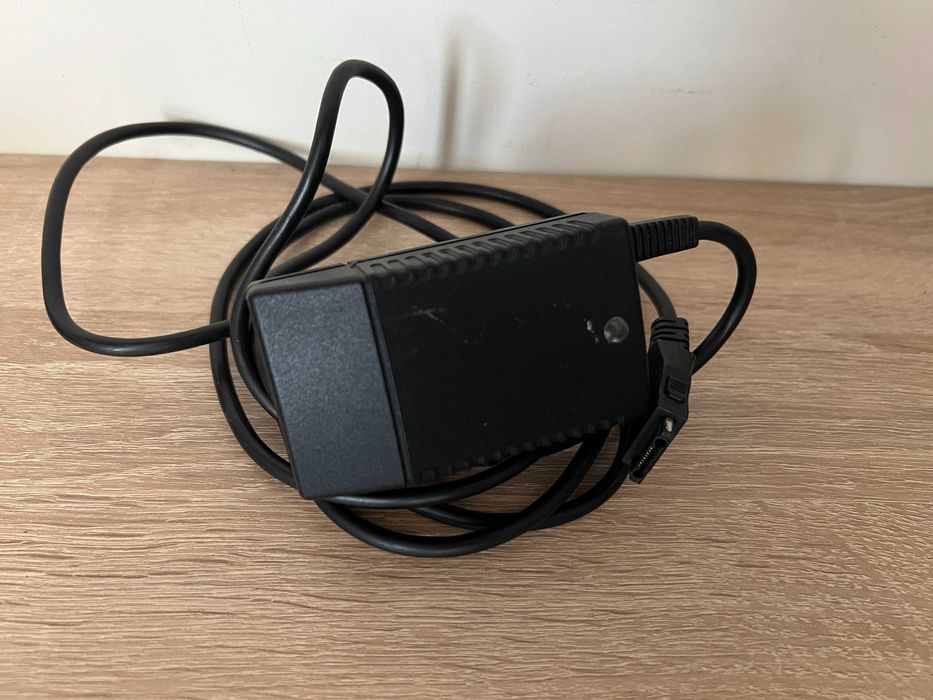 Telefon komórkowy Siemens S3 + Ładowarka, sprawny