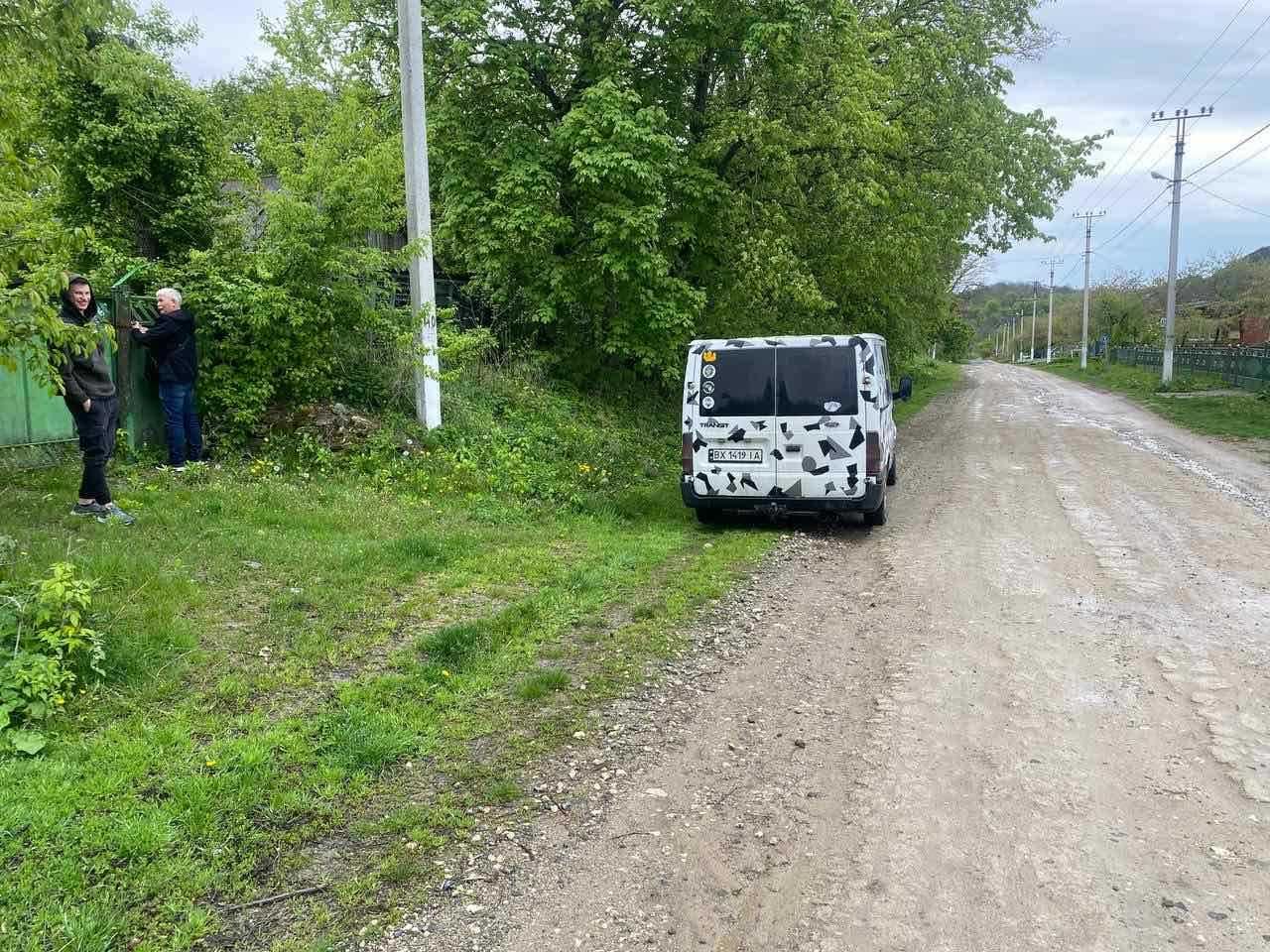 Продам будинок за містом