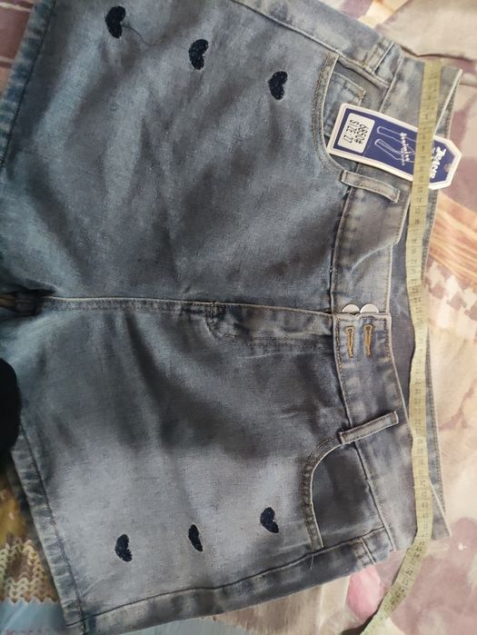 Жіночі джинсові шорти