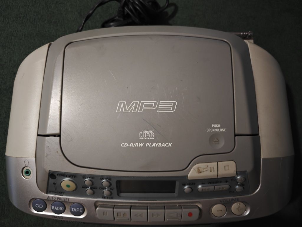 Radioodtwarzacz CD MP-3 Sony CFD-SO3CP