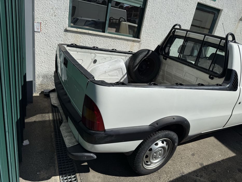 Fiat Strada (peças)