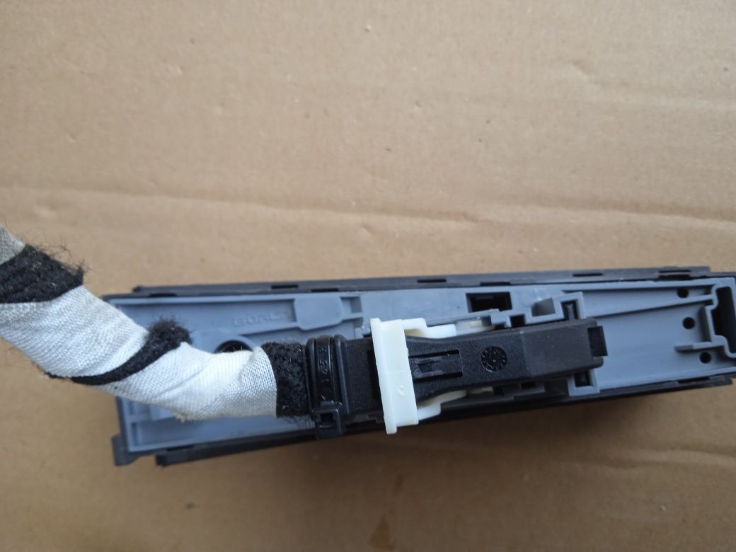 VW Passat B7 Panel Hamulca Ręcznego