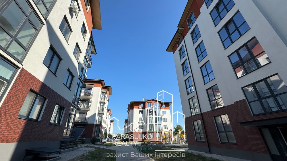 Продам останню 2-о кімнатну квартиру, з можливістю облаштування тераси
