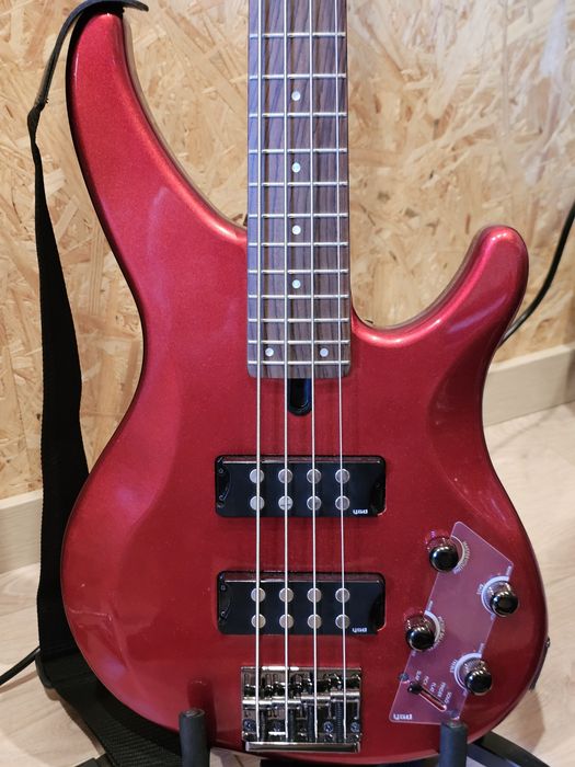 Pratos de choque e outros instrumentos