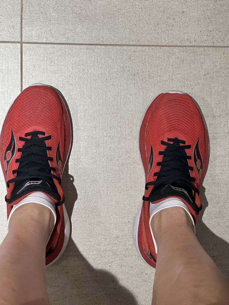 Asics / puma / saucony