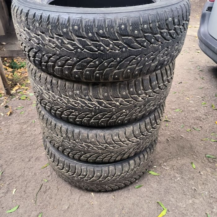 Зимові шини R18 235/60, 4шт Nokian Hakkapeliitta 9 SUV