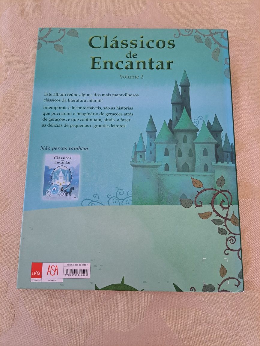 Livro de Criança ' Clássicos de Encantar"